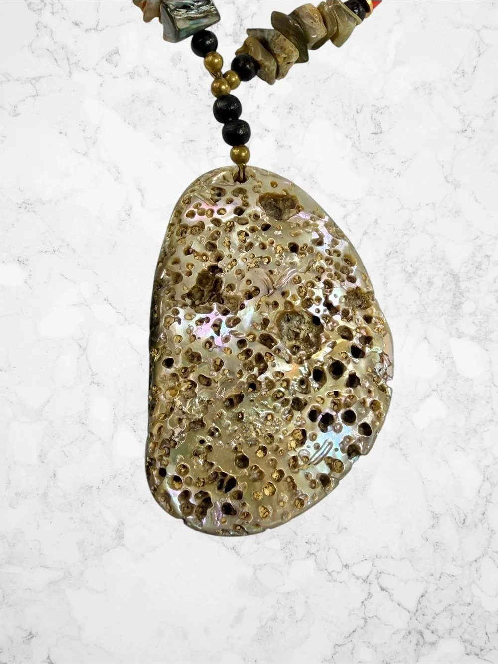 Boho Natural Abalone Shell MOP Statement Necklace Iridescent Chip Beaded 19”